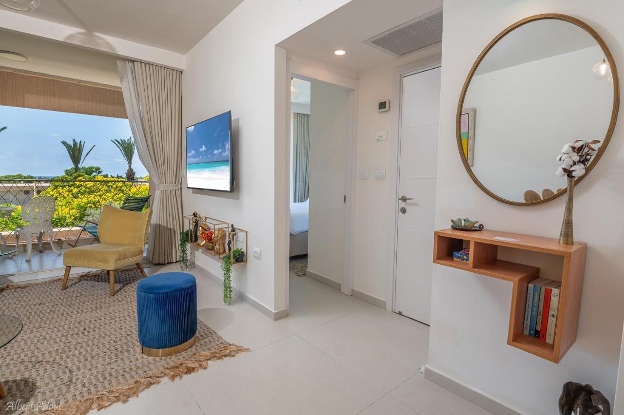 Mina'S Suites - קיסריה ภายนอก รูปภาพ