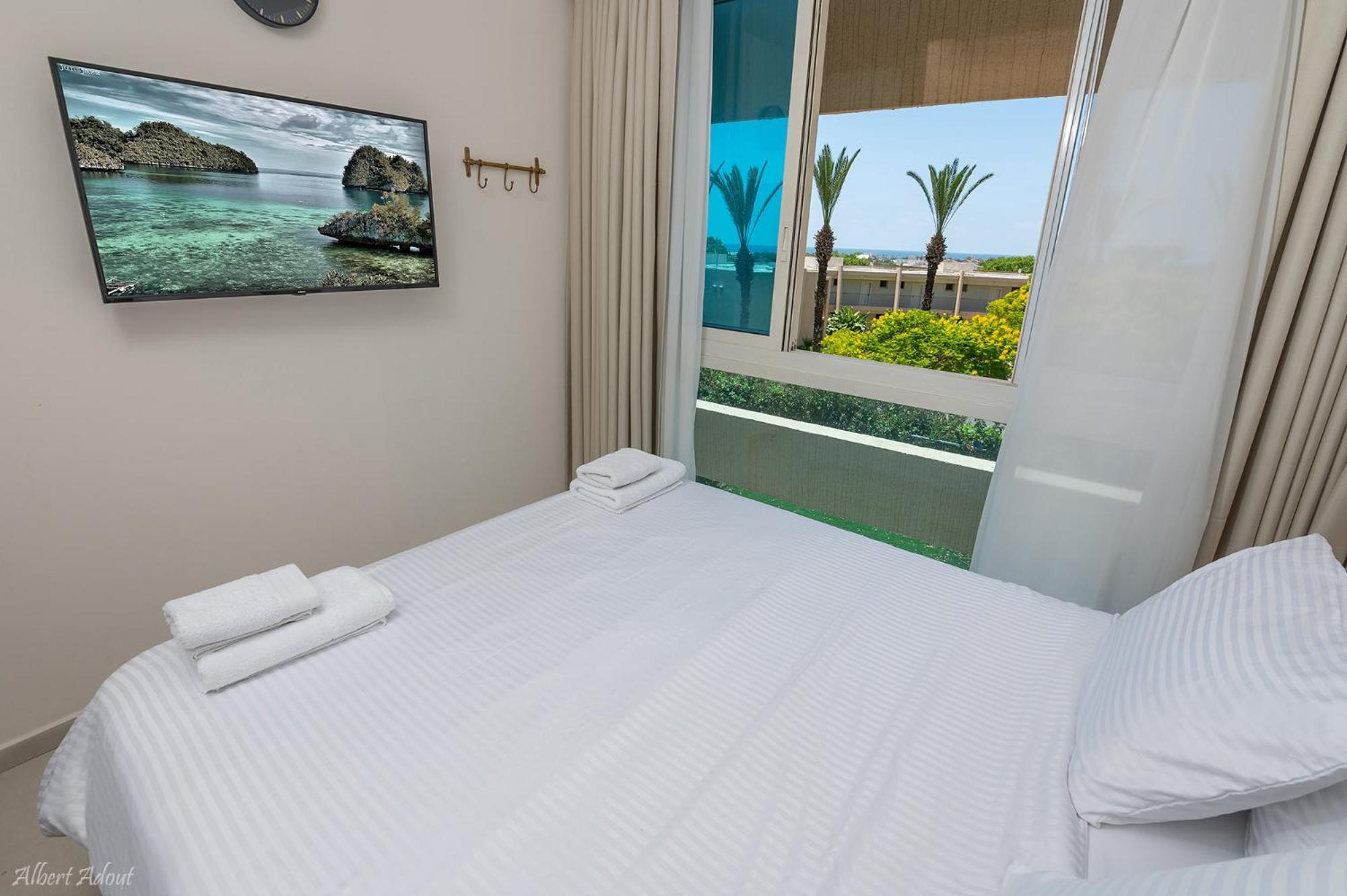 Mina'S Suites - קיסריה ภายนอก รูปภาพ